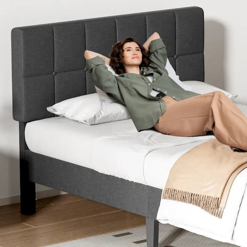 Linen Upholstered Platform Bed with Adjustable Headboard and Wooden Slats