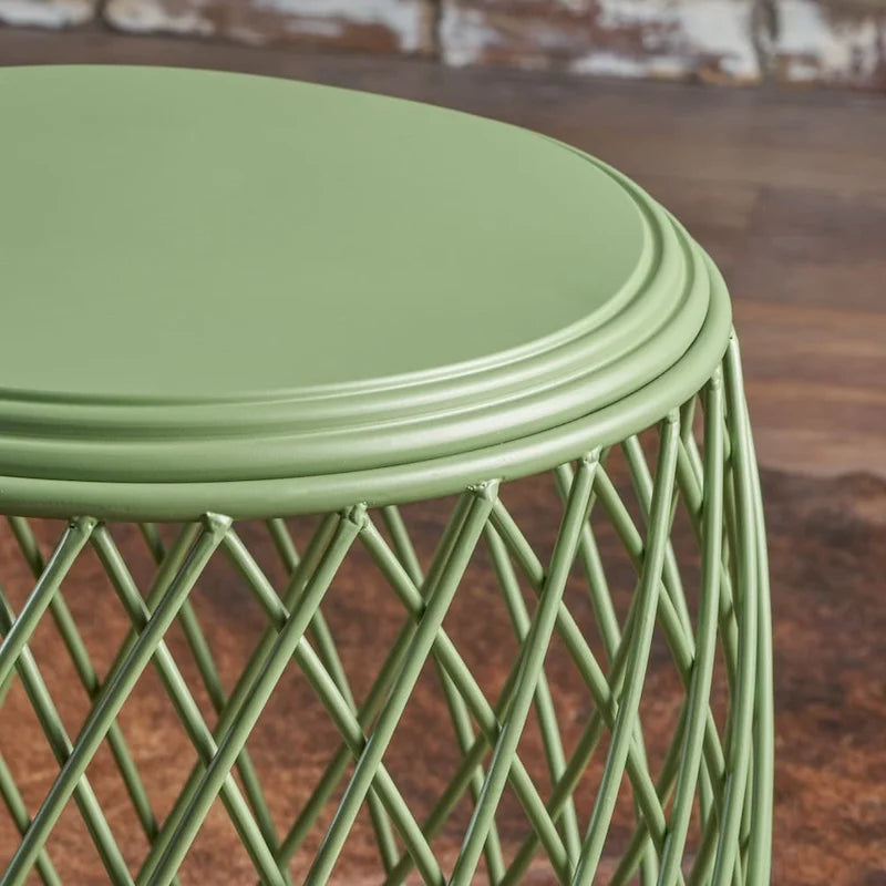 Bryony 19-inch Round Lattice Side Table by Christopher Knight Home